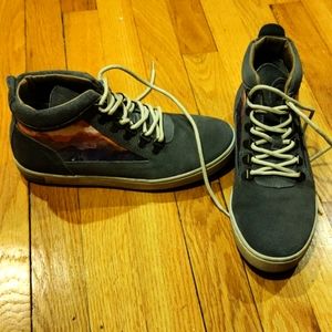 Size 9 inkkas high tops